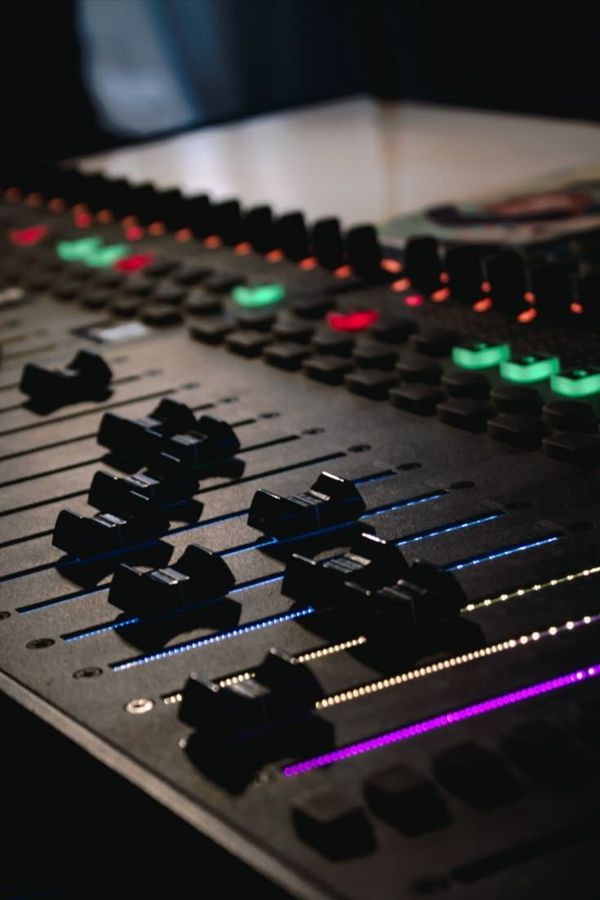 Faders de mesa de som